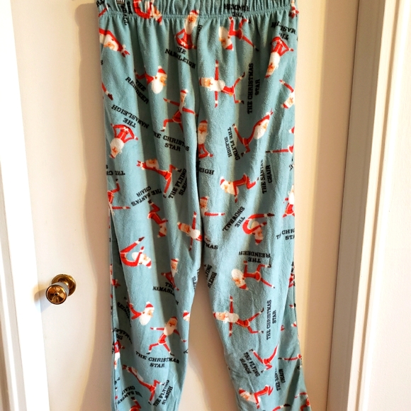 Mad Engine Super Soft Santa Lounge Christmas Pants Teal Red Gift X-Mas NWOT W-M - Picture 2 of 9